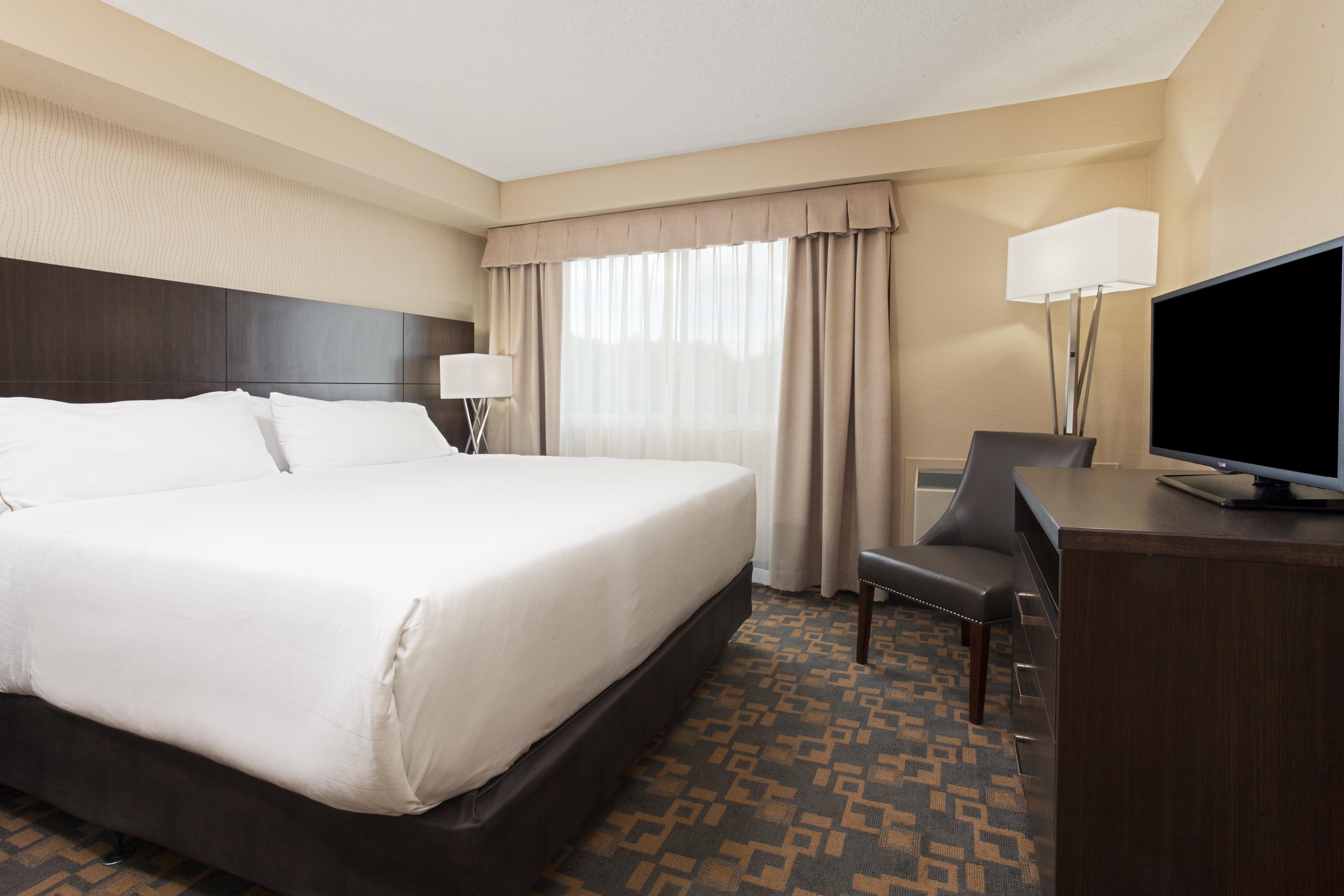 Holiday Inn Express Hotel & Suites Uptown Fredericton By Ihg Exterior photo