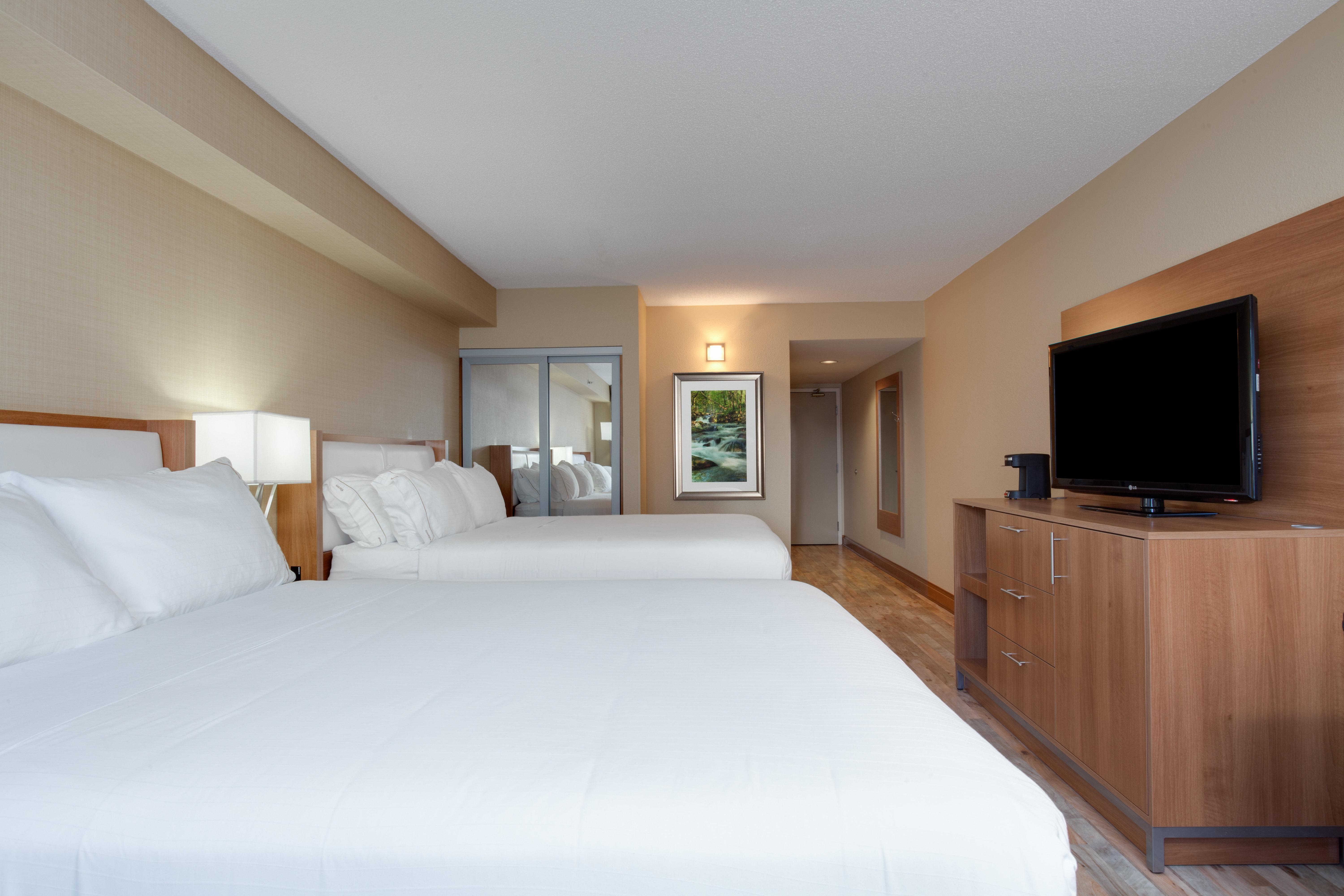 Holiday Inn Express Hotel & Suites Uptown Fredericton By Ihg Exterior photo