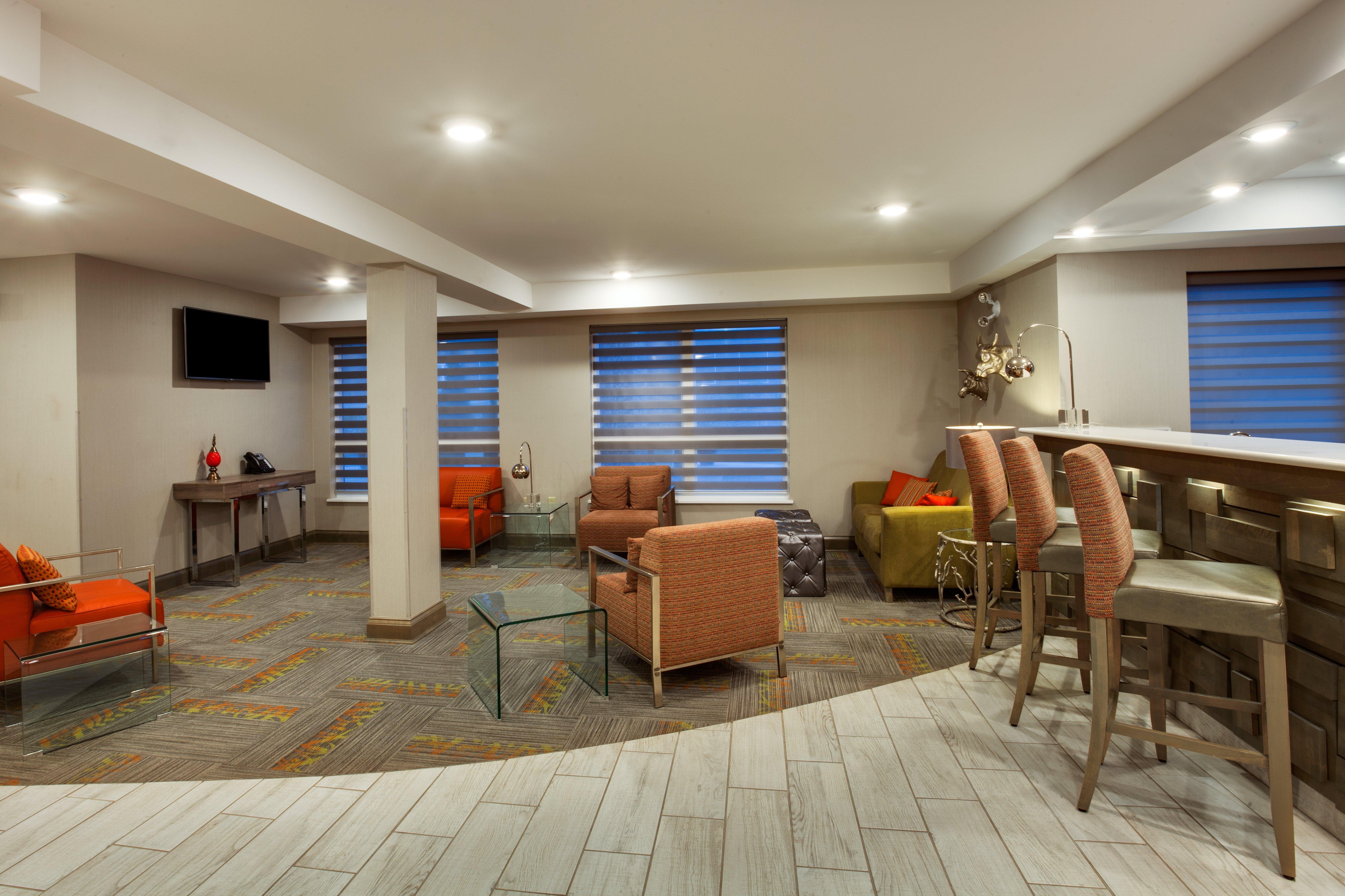 Holiday Inn Express Hotel & Suites Uptown Fredericton By Ihg Exterior photo